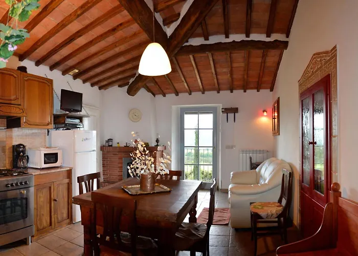 In Mit Beheiztem Whirlpool By Interhome Montecastelli Pisano